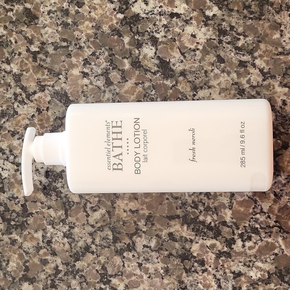 essential elements Bath & Body Essential Elements Bathe Fresh
